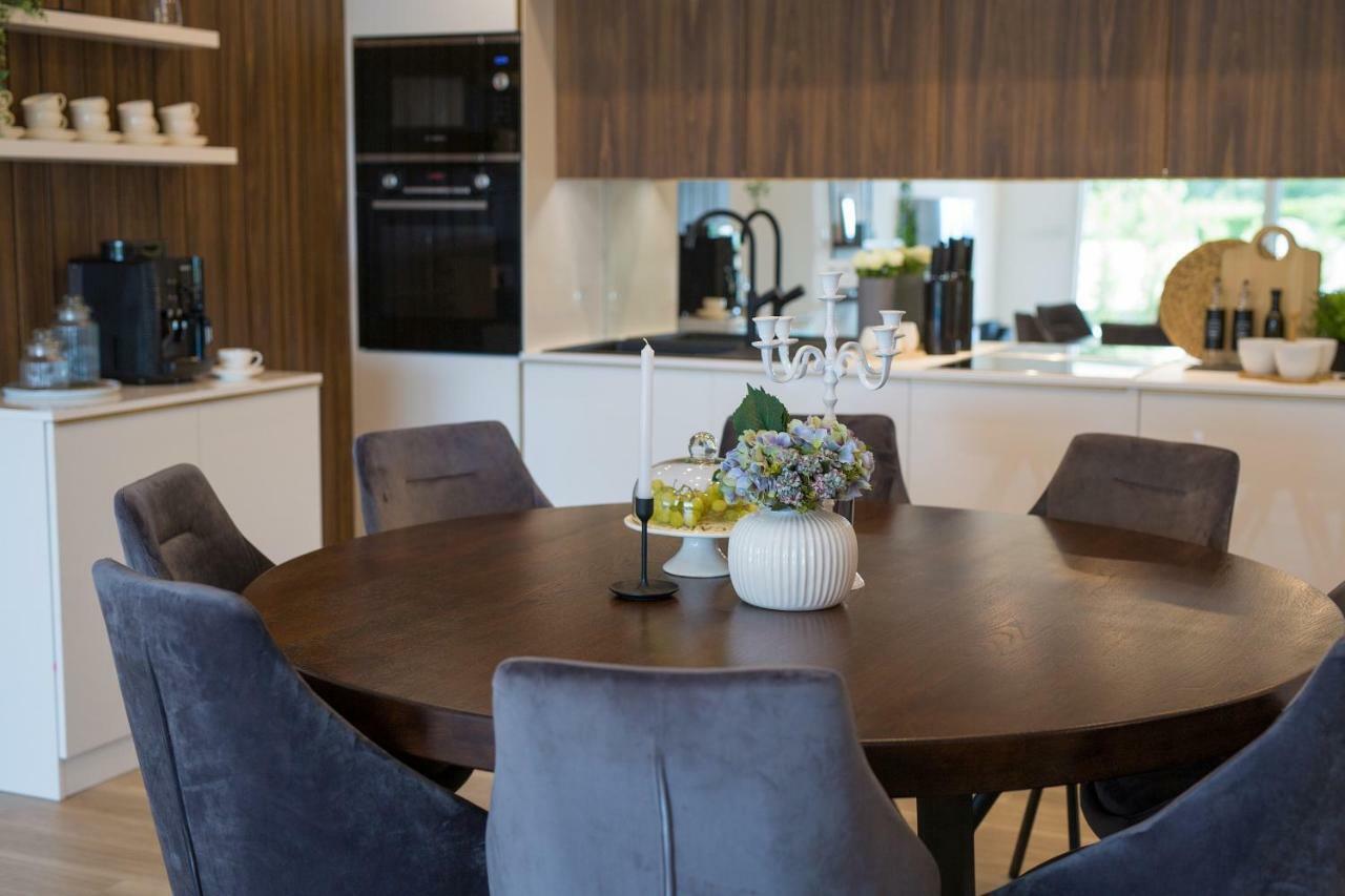 Holiday Home Elegant Vrh  Εξωτερικό φωτογραφία