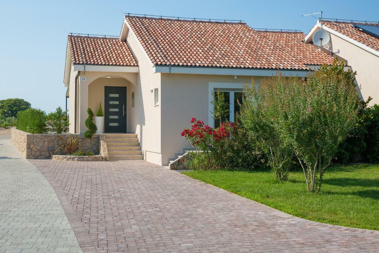 Holiday Home Elegant Vrh  Εξωτερικό φωτογραφία