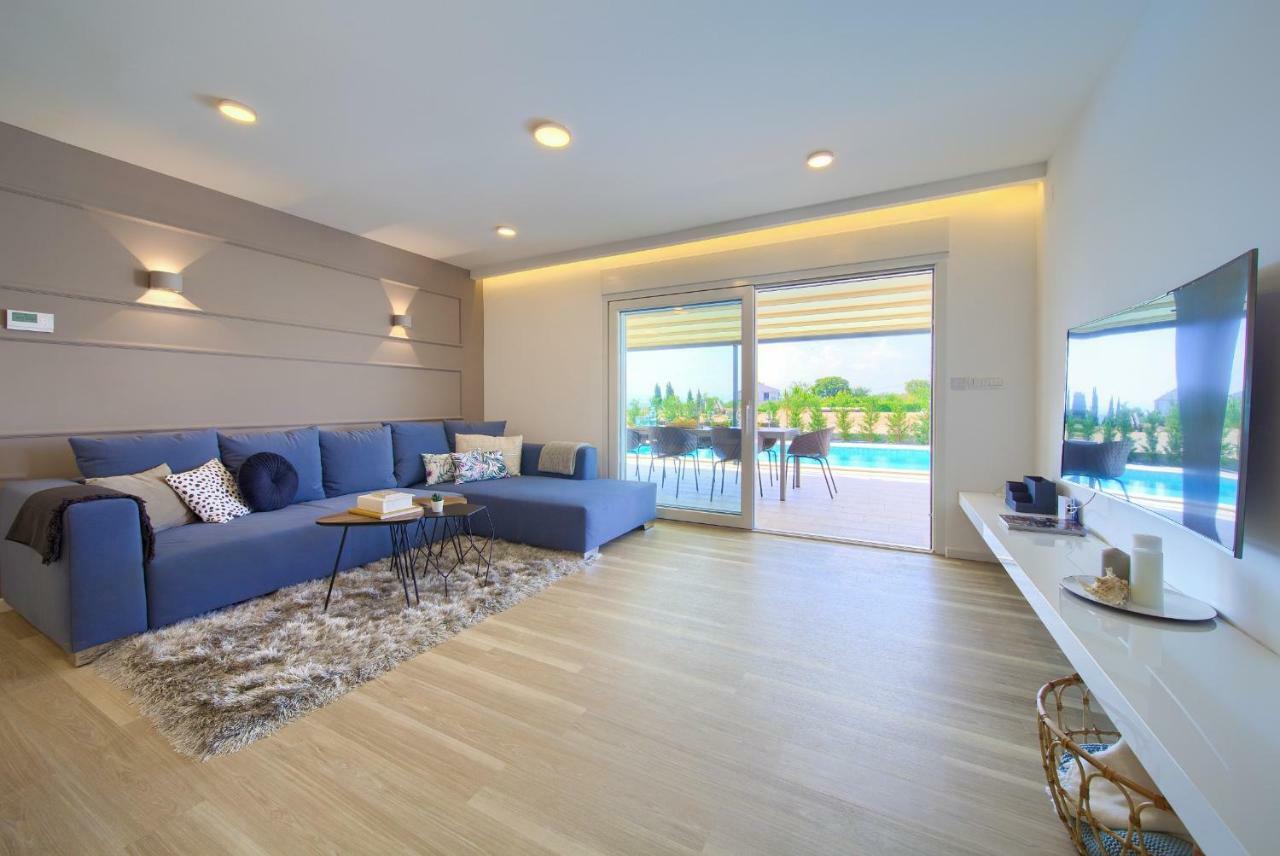Holiday Home Elegant Vrh  Εξωτερικό φωτογραφία