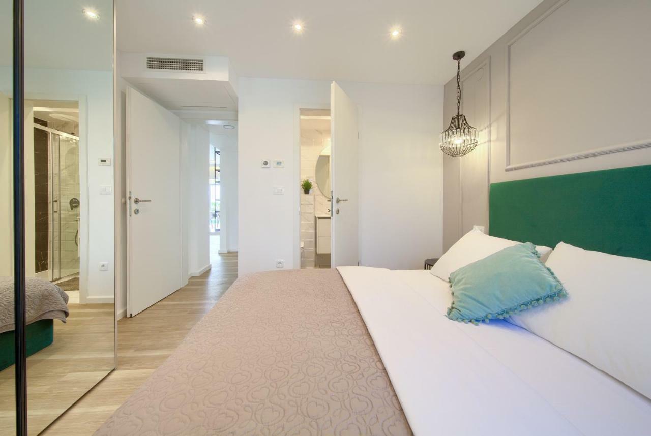 Holiday Home Elegant Vrh  Εξωτερικό φωτογραφία